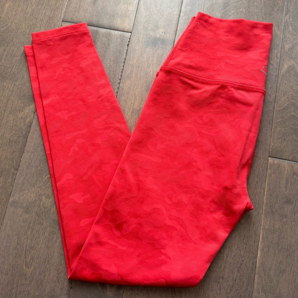 Beyond Yoga x Barre 3 Collab Leggings